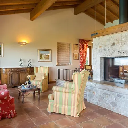 Villa Il Casale Del Nonno 8&2 Emma *