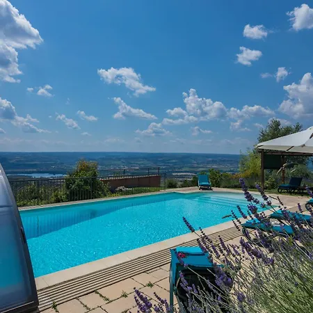 Villa Il Casale Del Nonno 8&2 Emma *